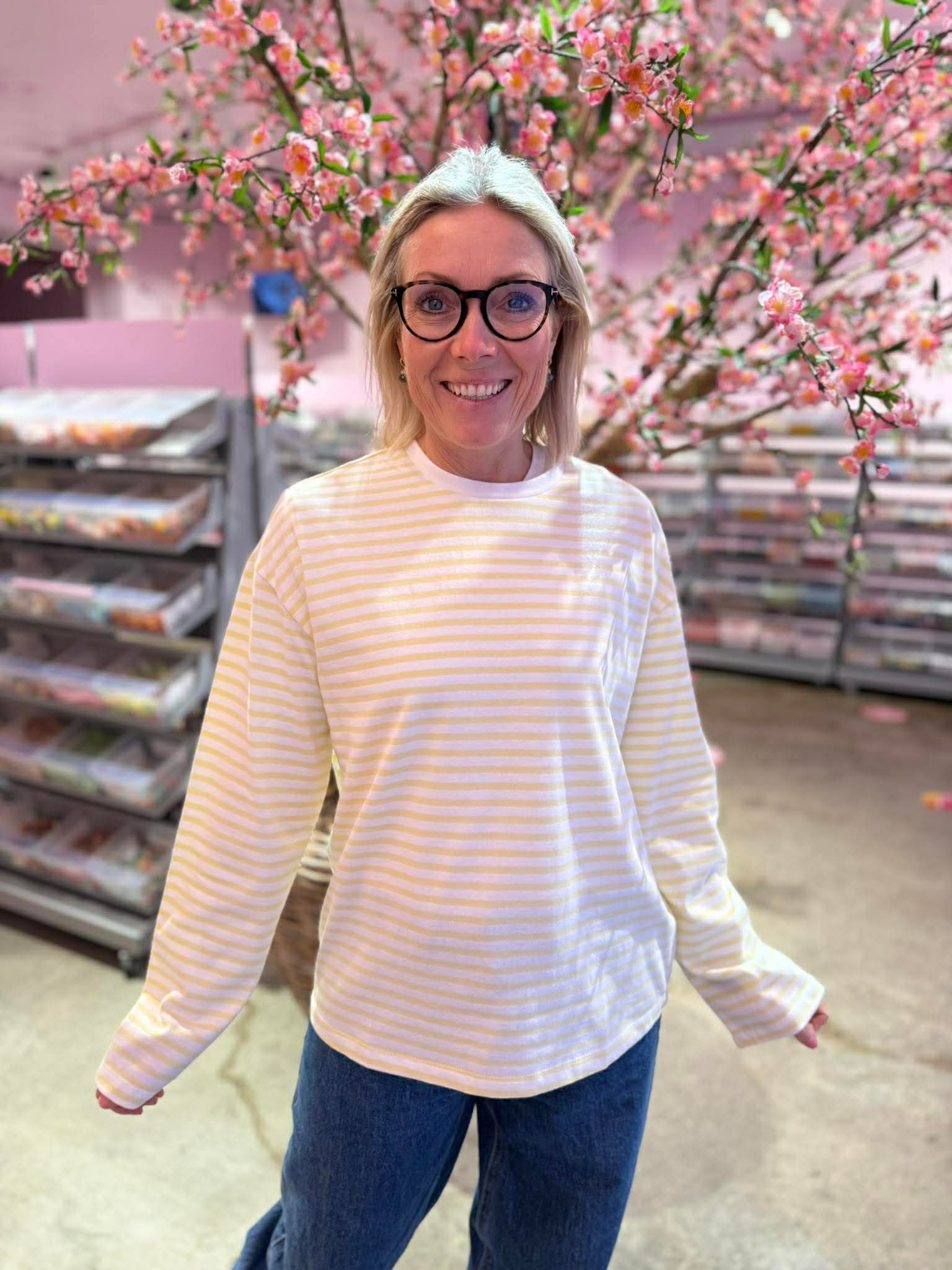 PCSADIE T-Shirt - Gul Strib / Bright White